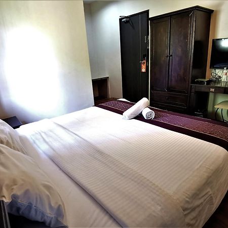 8 Boutique By The Sea Hotell Tanjung Tokong Eksteriør bilde