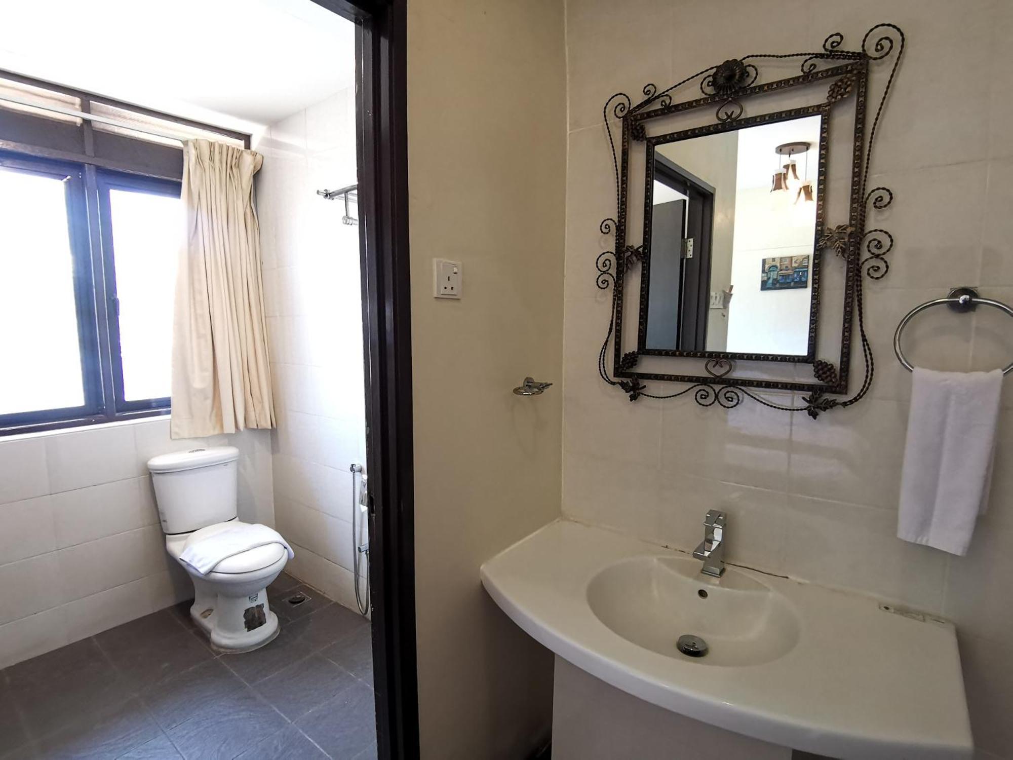 8 Boutique By The Sea Hotell Tanjung Tokong Eksteriør bilde