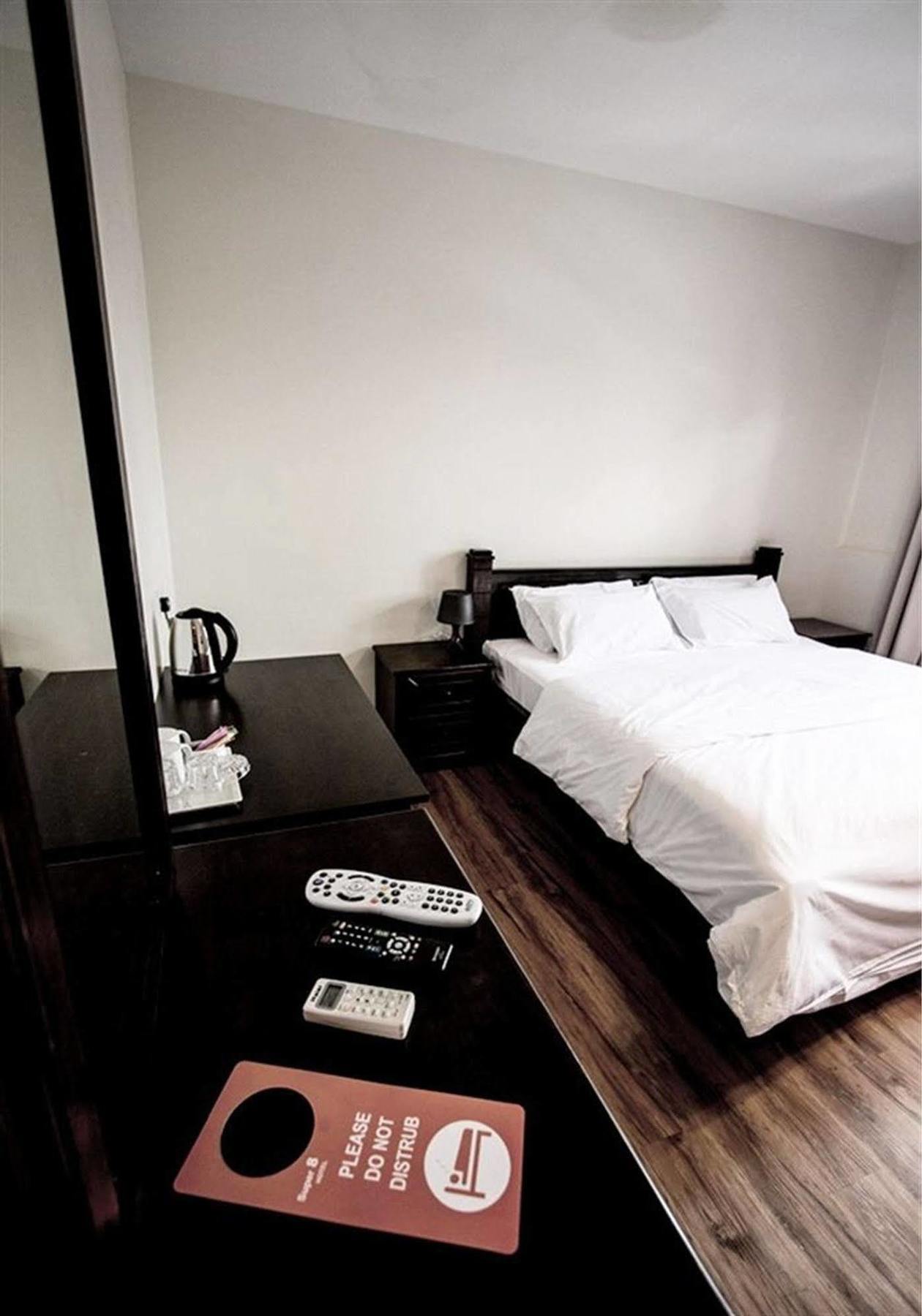 8 Boutique By The Sea Hotell Tanjung Tokong Eksteriør bilde