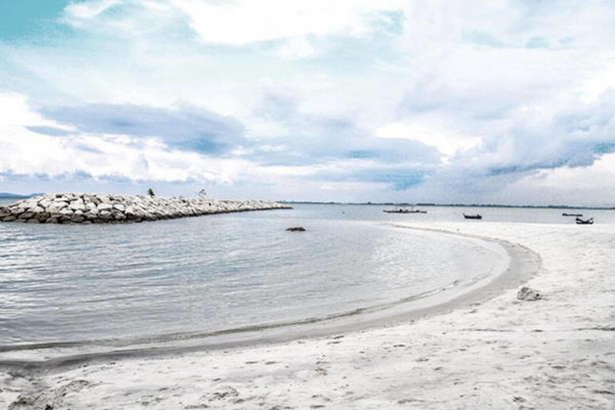 8 Boutique By The Sea Hotell Tanjung Tokong Eksteriør bilde